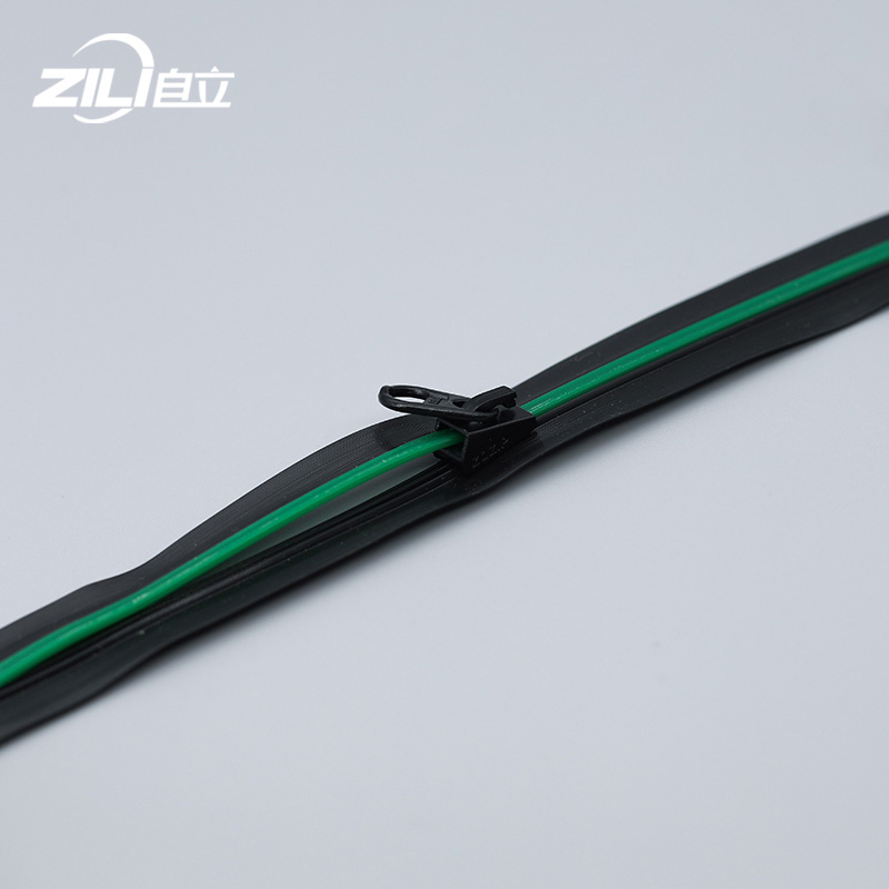 PE PP PVC EVA Double Color Plastic Flat Zipper With Lock For Large Bag